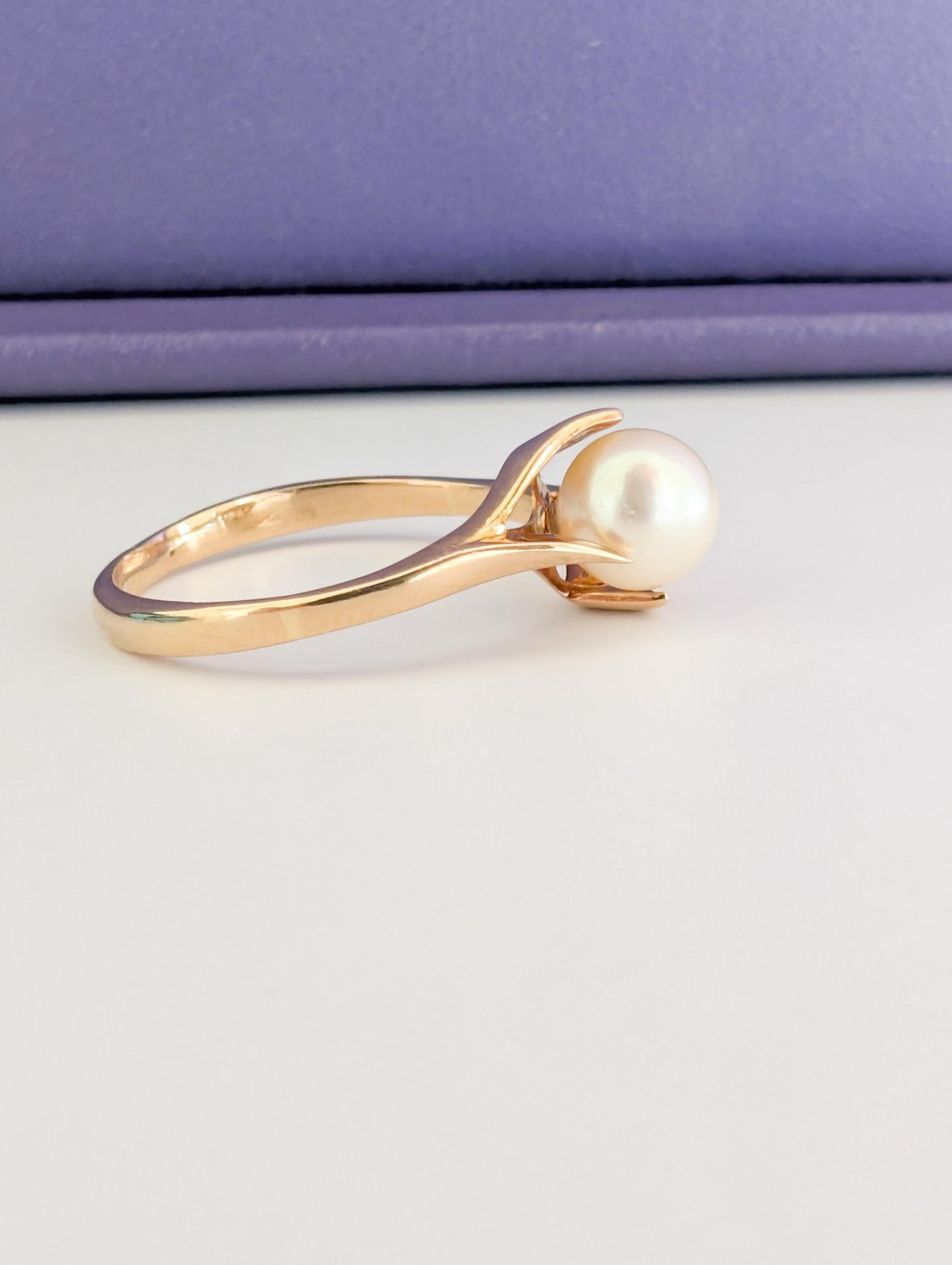 18K Yellow Gold Pearl Ring - French Coral Design, Circa 1950s