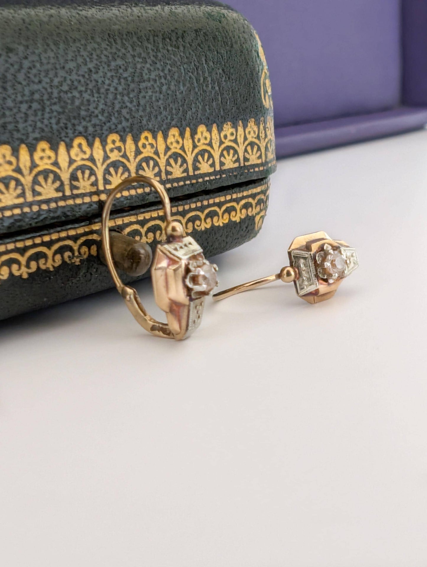 18K Gold Art Deco Sapphire Earrings: Antique French Brisures