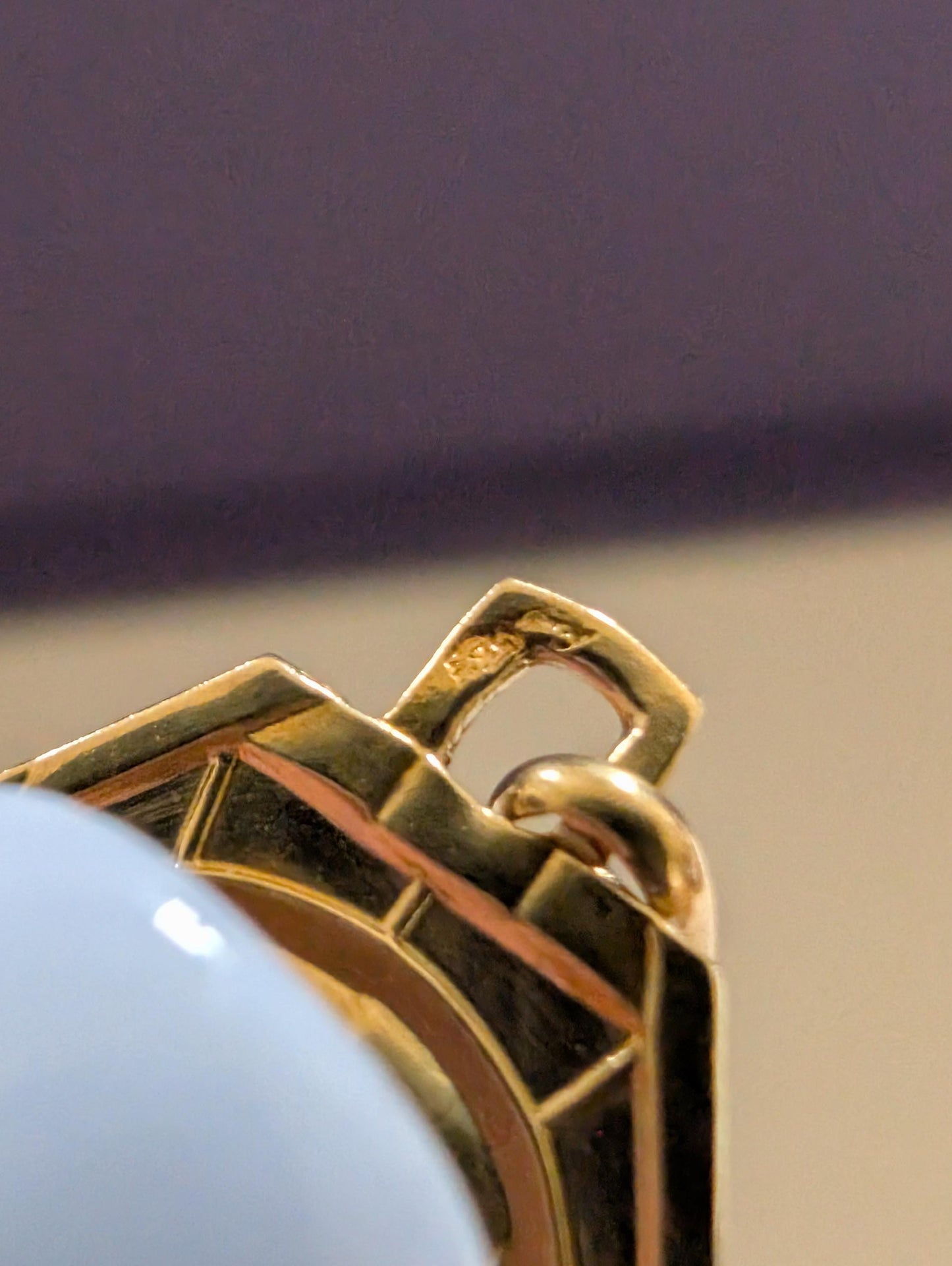 1930s Art Deco 18K Gold Virgin Mary Pendant: Antique French Religious Medal