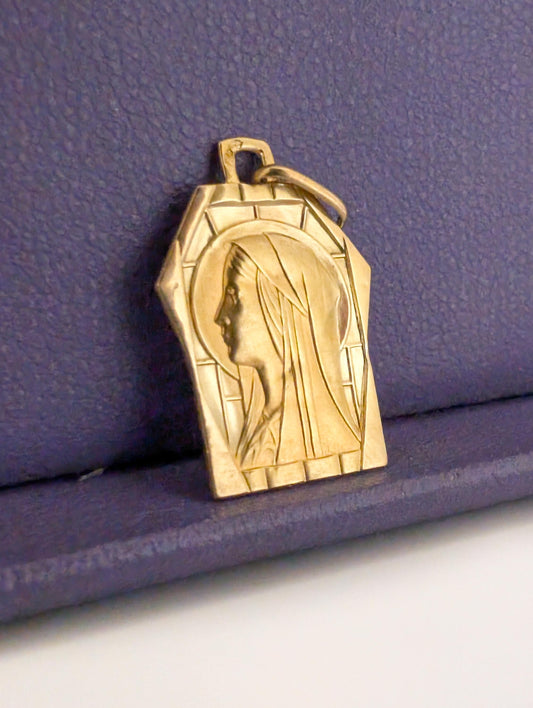 1930s Art Deco 18K Gold Virgin Mary Pendant: Antique French Religious Medal