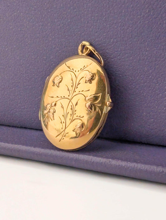 Art Nouveau 18K Gold Locket: Antique French Floral Keepsake