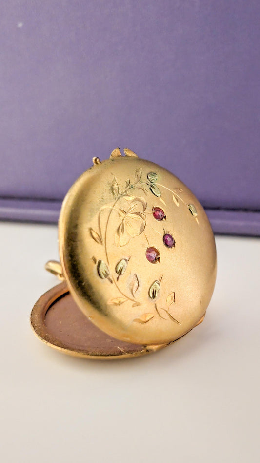 18K Gold Art Nouveau Locket with green gold : Antique Floral Engraved Pendant