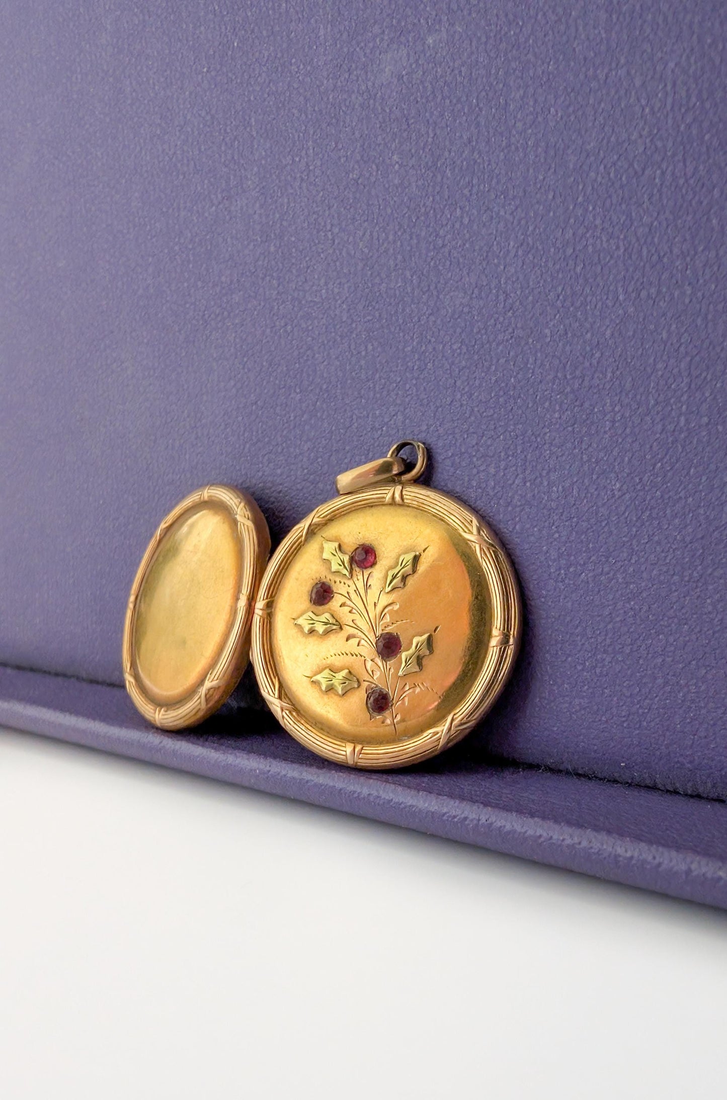 Antique 18K Art Nouveau Locket Antique French Pendant Gift for her