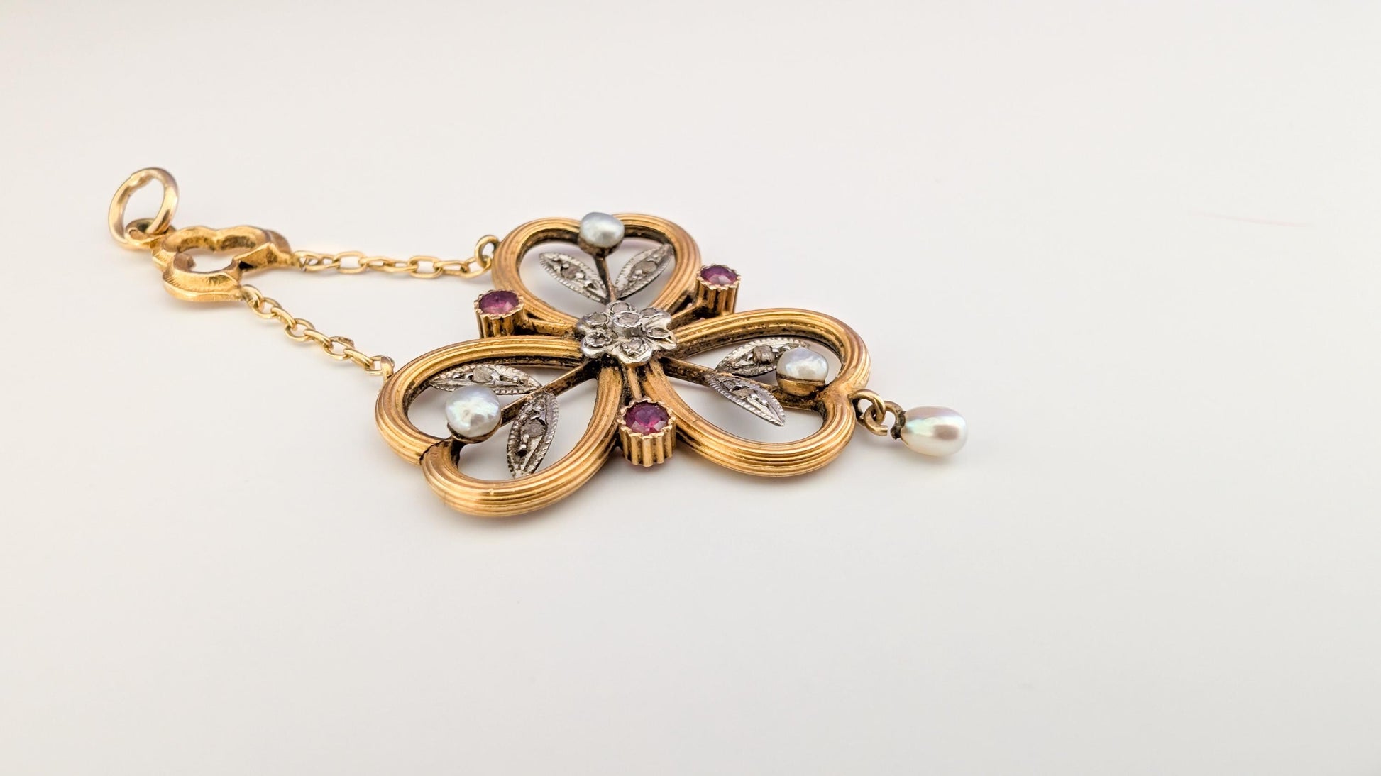 vintage gold pendant

pearl pendant

Mothers day gift

gift for wife

Gift for her

estate jewelry

cluster pendant

1900s pendant

18K vintage pendant

18K ruby pendant

18K pendant

18K pearl pendant