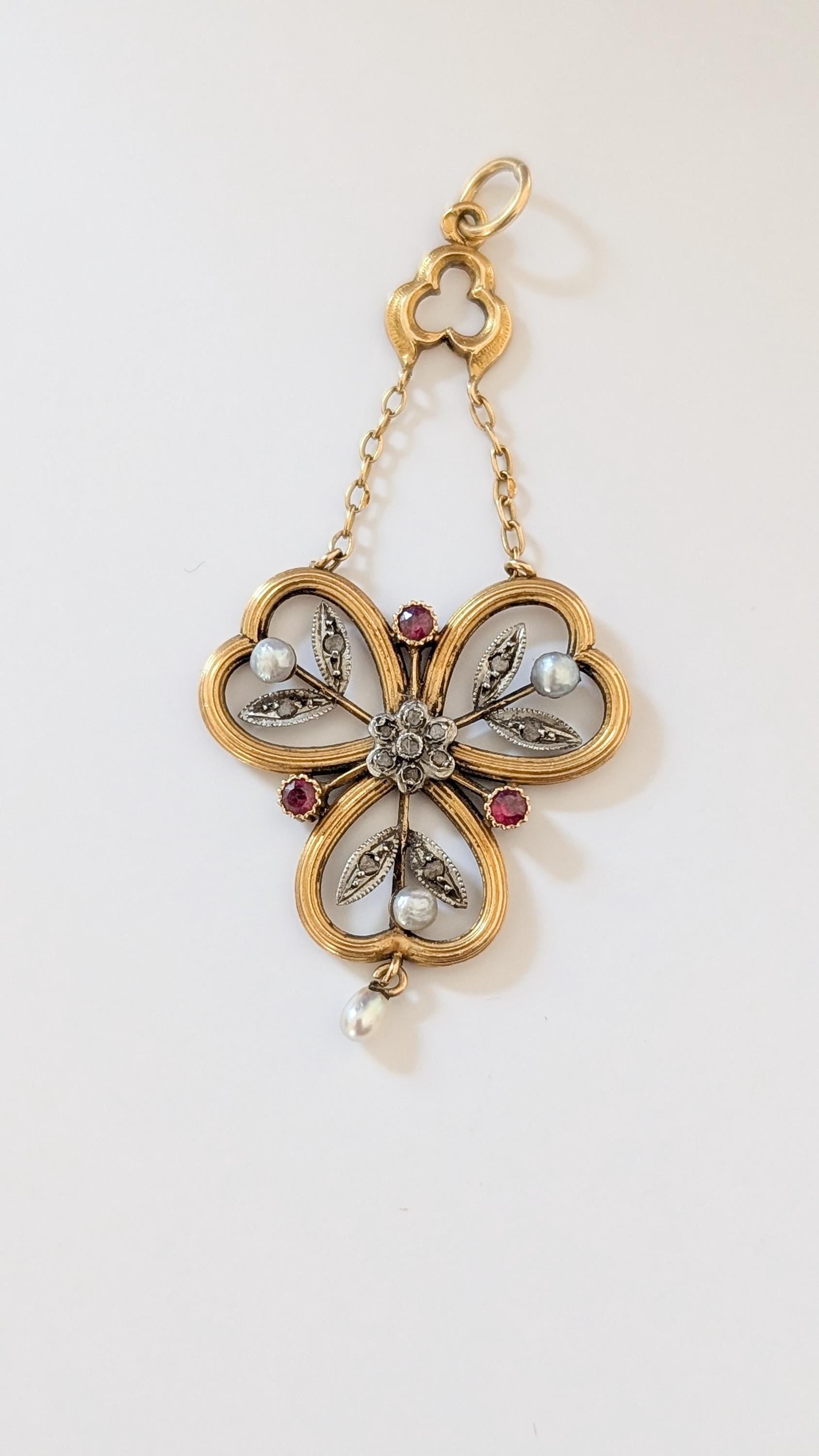 vintage gold pendant

pearl pendant

Mothers day gift

gift for wife

Gift for her

estate jewelry

cluster pendant

1900s pendant

18K vintage pendant

18K ruby pendant

18K pendant

18K pearl pendant