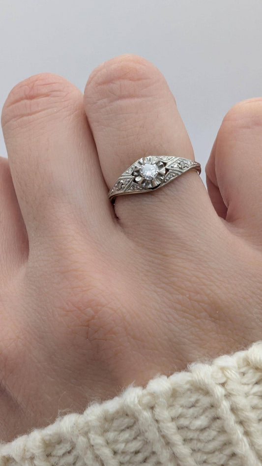 vintage diamond ring

valentines gift

Gift for wife

Diamond ring

diamond engagement

Diamond art deco

diamond 18K ring

Art deco ring

Antique diamond ring

1930 art deco ring

1920 art deco ring

18K diamond ring

18K art deco ring

