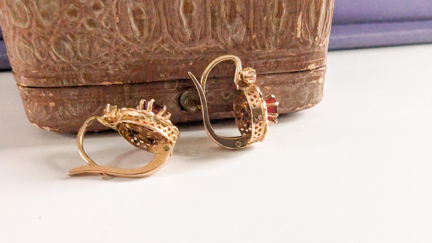 Vintage earrings

OMC diamond jewel

Gold earrings

edwardian earring

drop earrings

Diamond Earrings

diamond earring

cluster earring

antique earrings

antique earring

antique diamond

1900 earrings

18K diamond earrings