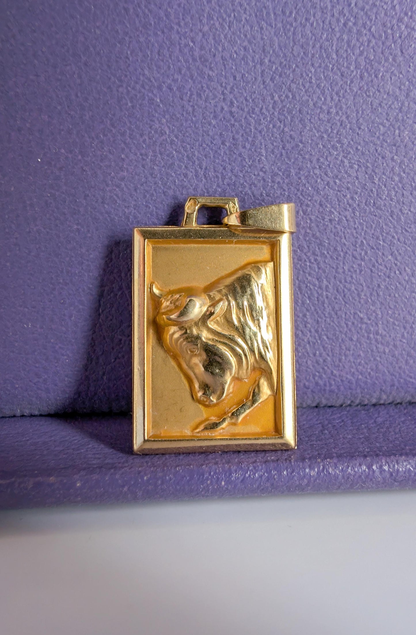 zodiac charm

vintage star sign

vintage gold medal

taurus pendant

taurus medal

Taurus gold pendant

Taurus astrology

scorpio charm

gold zodiac medal

daughter son gift

birthday present

babyshower baby gift

18K zodiac