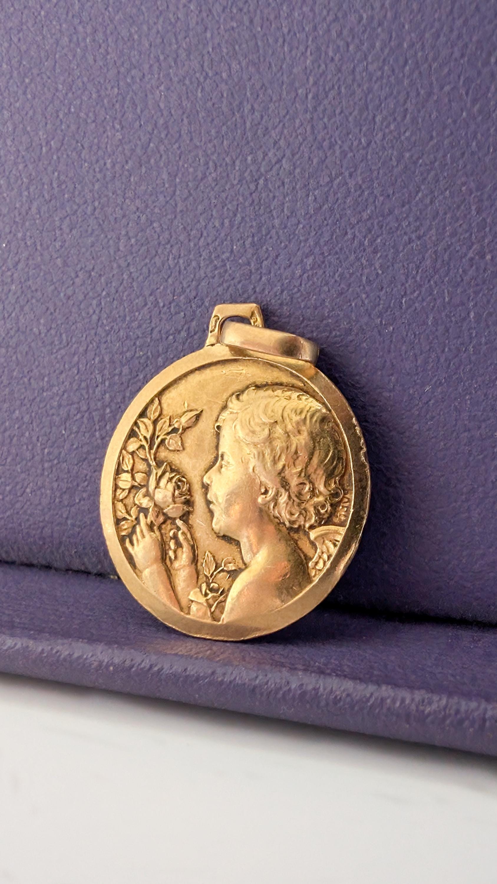 gold virgin mary

gold cherub pendant

birth pendant

birth medal

baptism pendant

baptism medal

baptism gold medal

Antique religious

antique cherub medal

angel gold pendant

18K cherubin pendant
