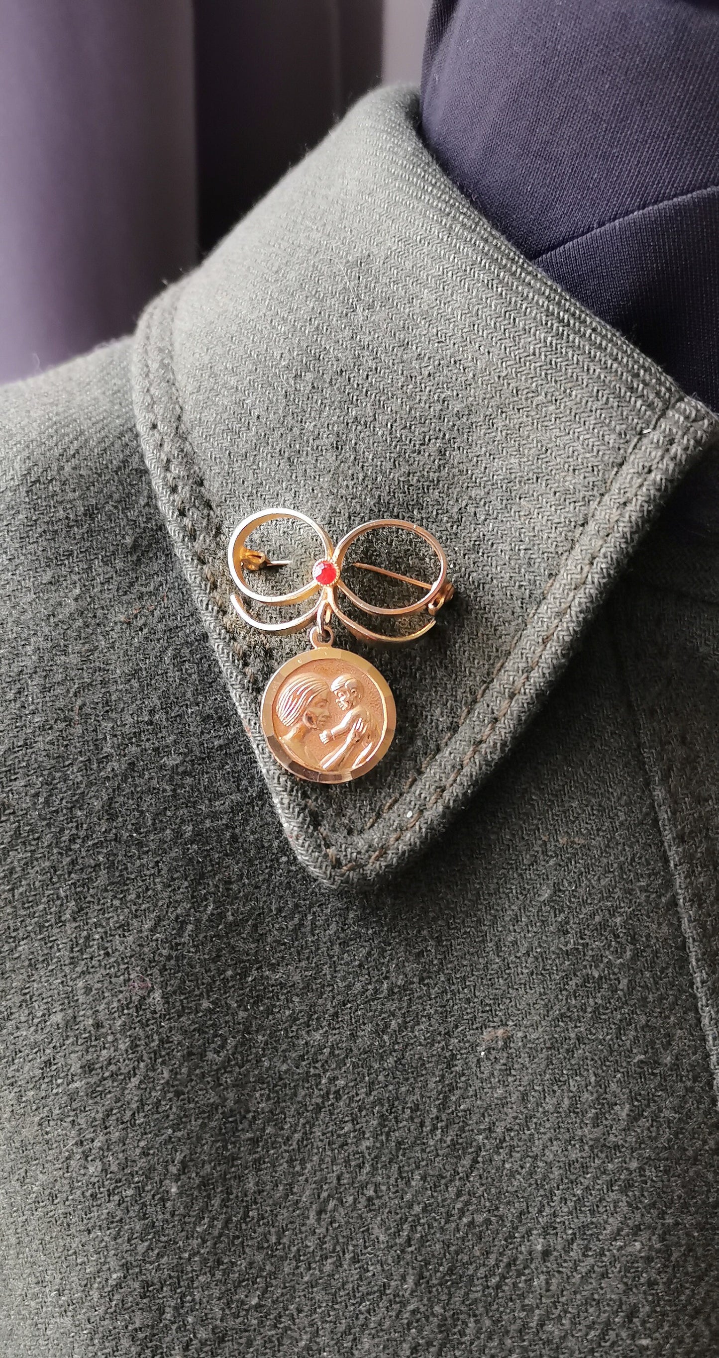 Lovely, Sweet French gold filled brooch of the Virgin and Child