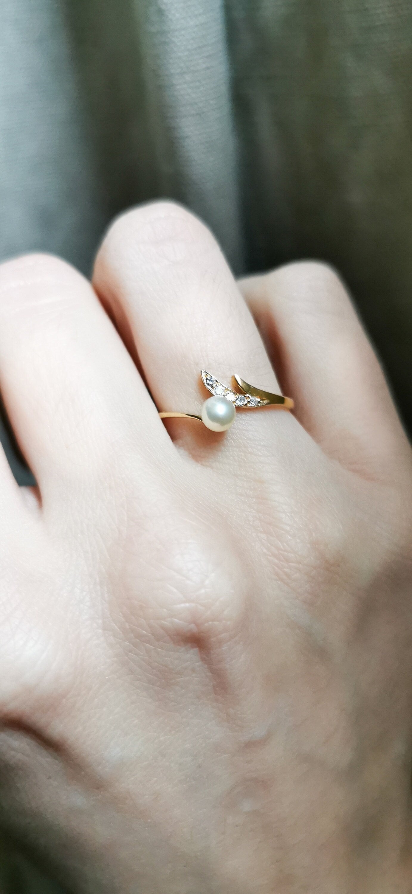 18ct Diamond Pearl Gold Ring Vintage Diamond Ring French 18ct gold Diamond and Pearl ring Gold diamond Engagement ring Pearl