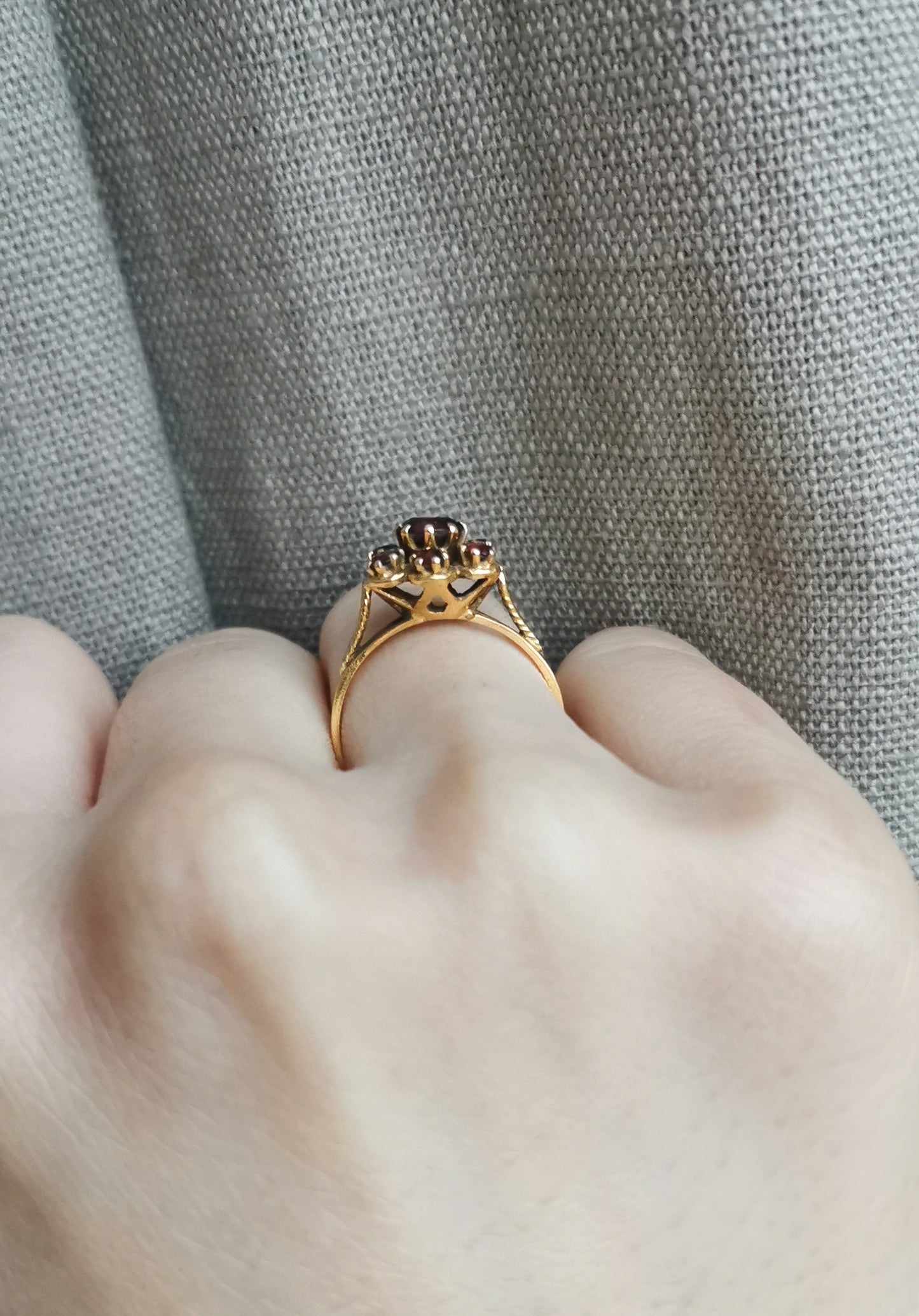 Antique 14ct Gold fire Red Garnet Ring Vintage Cluster Ring Gold Garnet Ring Anniversary Ring Edwardian Garnet Ring Victorian cluster ring