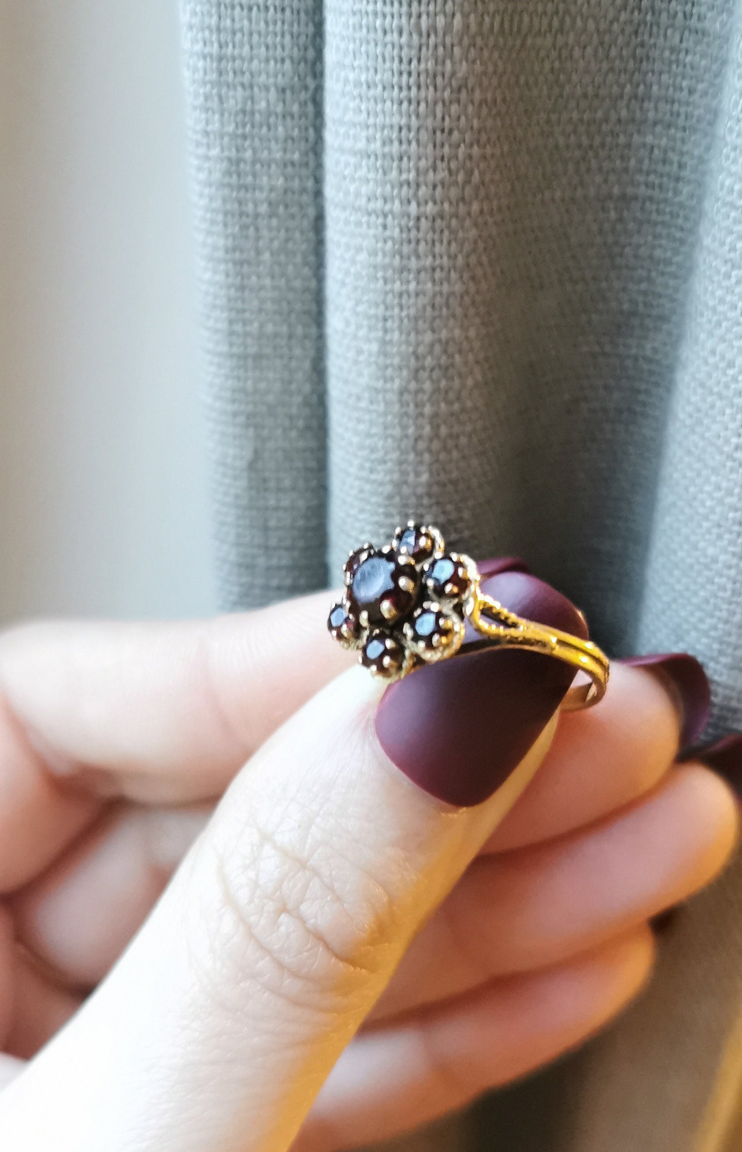 Antique 14ct Gold fire Red Garnet Ring Vintage Cluster Ring Gold Garnet Ring Anniversary Ring Edwardian Garnet Ring Victorian cluster ring