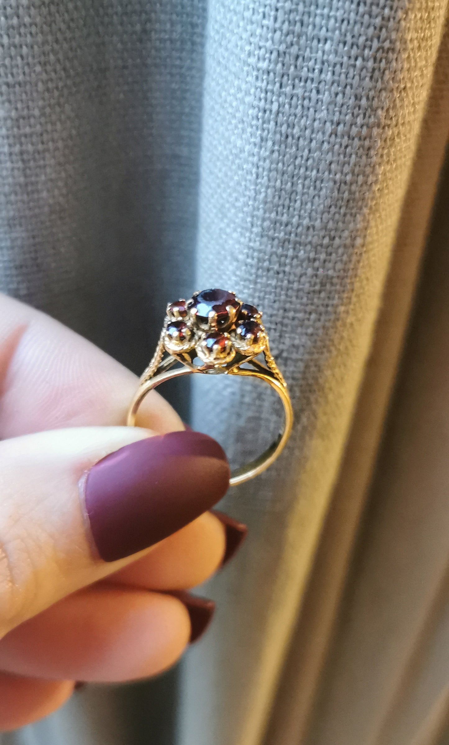 Antique 14ct Gold fire Red Garnet Ring Vintage Cluster Ring Gold Garnet Ring Anniversary Ring Edwardian Garnet Ring Victorian cluster ring