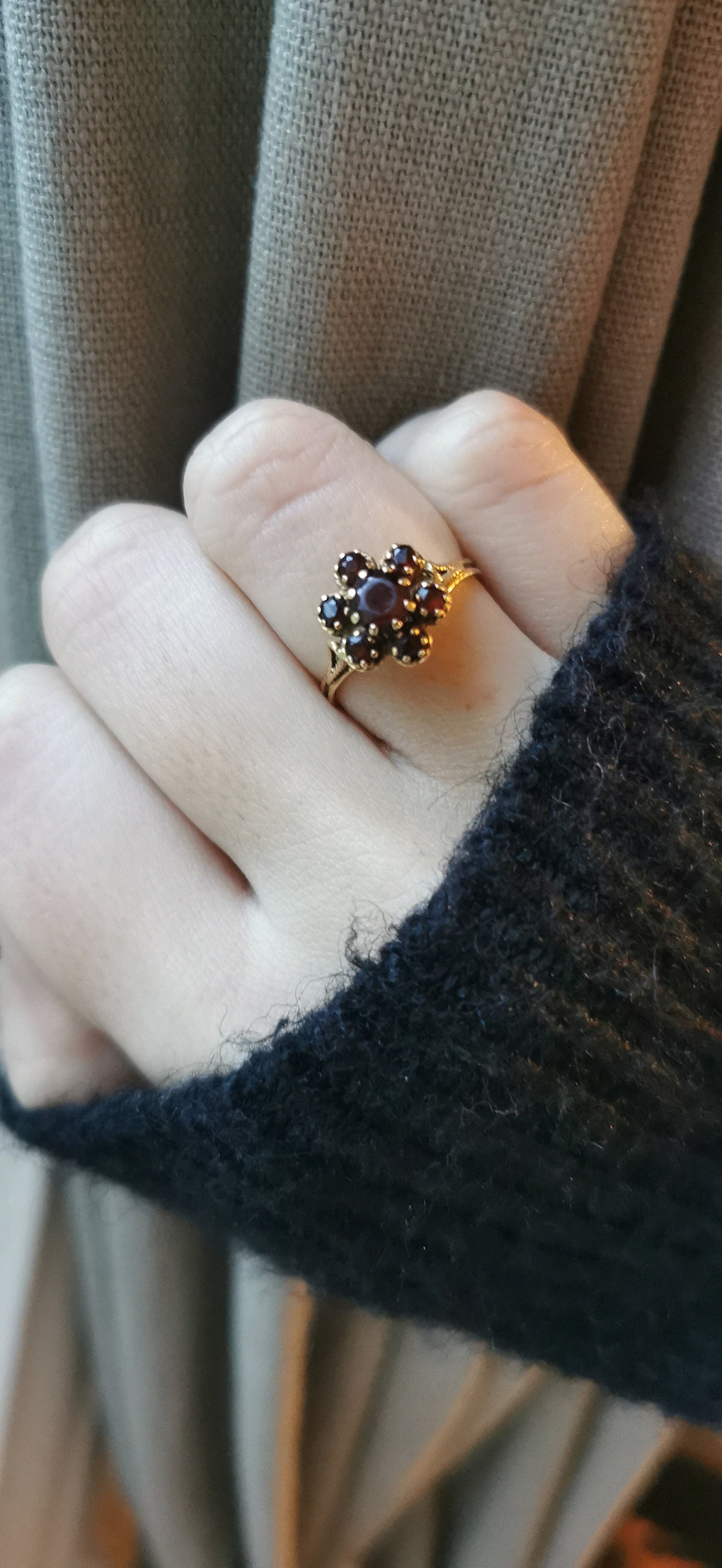 Antique 14ct Gold fire Red Garnet Ring Vintage Cluster Ring Gold Garnet Ring Anniversary Ring Edwardian Garnet Ring Victorian cluster ring