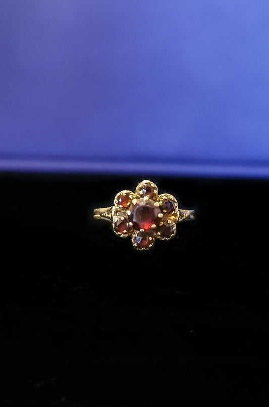 Antique 14ct Gold fire Red Garnet Ring Vintage Cluster Ring Gold Garnet Ring Anniversary Ring Edwardian Garnet Ring Victorian cluster ring
