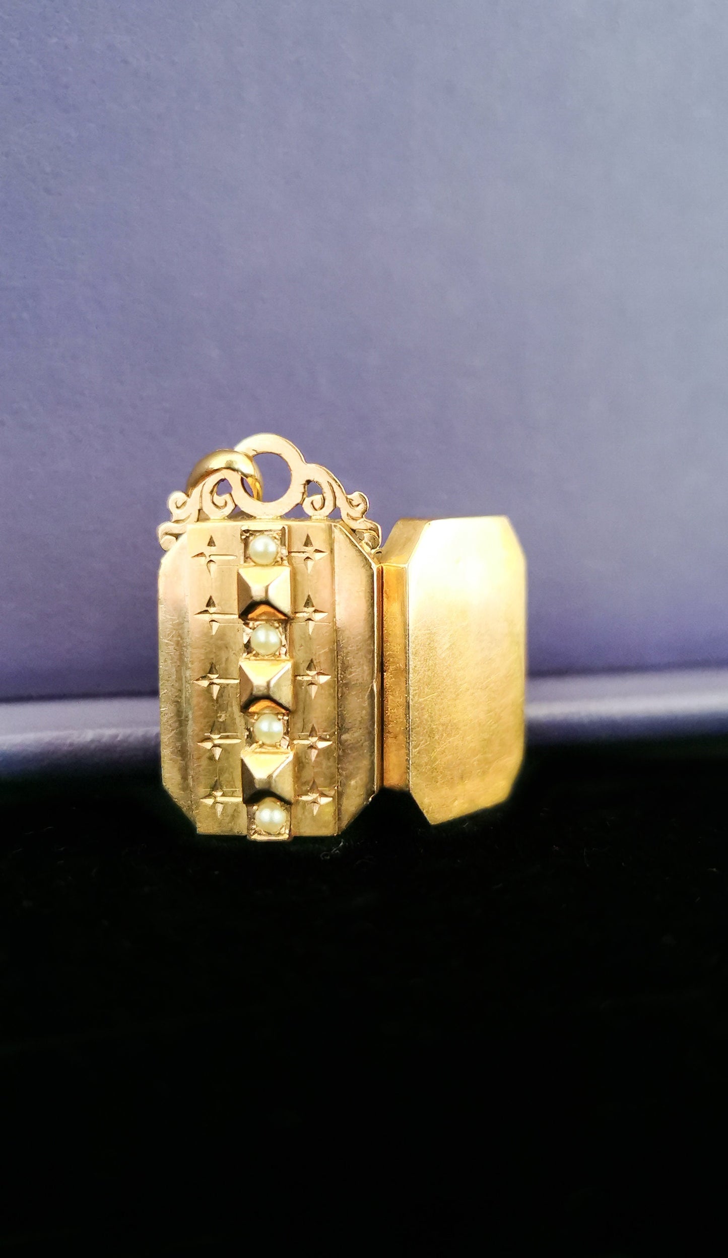 Antique 18ct Victorian engraved locket with thick glass partition and Pearls Antique Victorian 18ct Gold locket French Napoleon III Locket