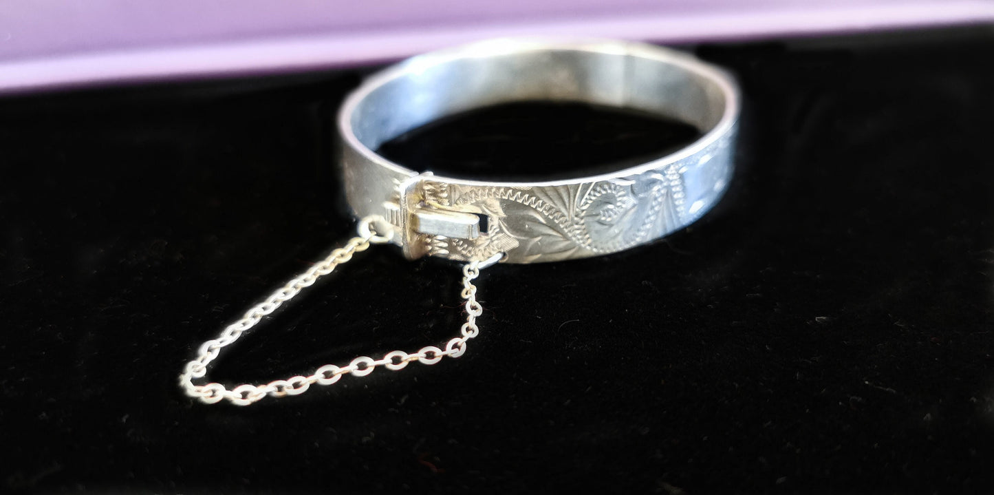 Victorian Antique Silver Bangle Bracelet with Box Clasp XIX Century bracelet