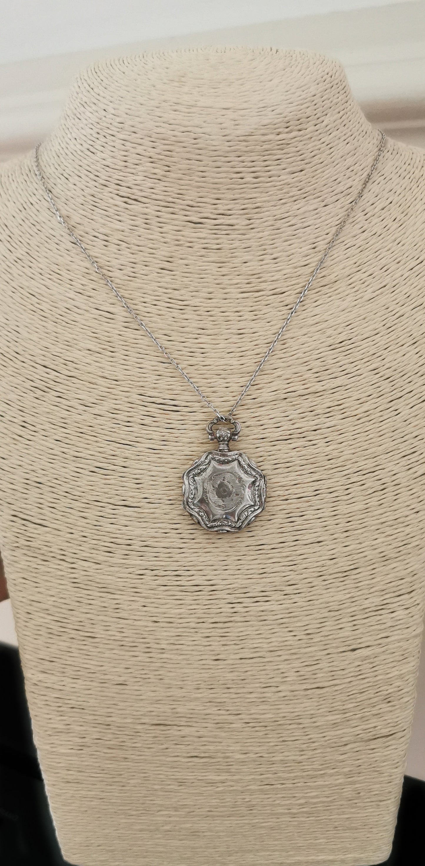 Art Nouveau Guilloche Locket Glass partition Antique French locket c. 1900 Silver Floral Locket Antique locket Vintage pendant gift for her