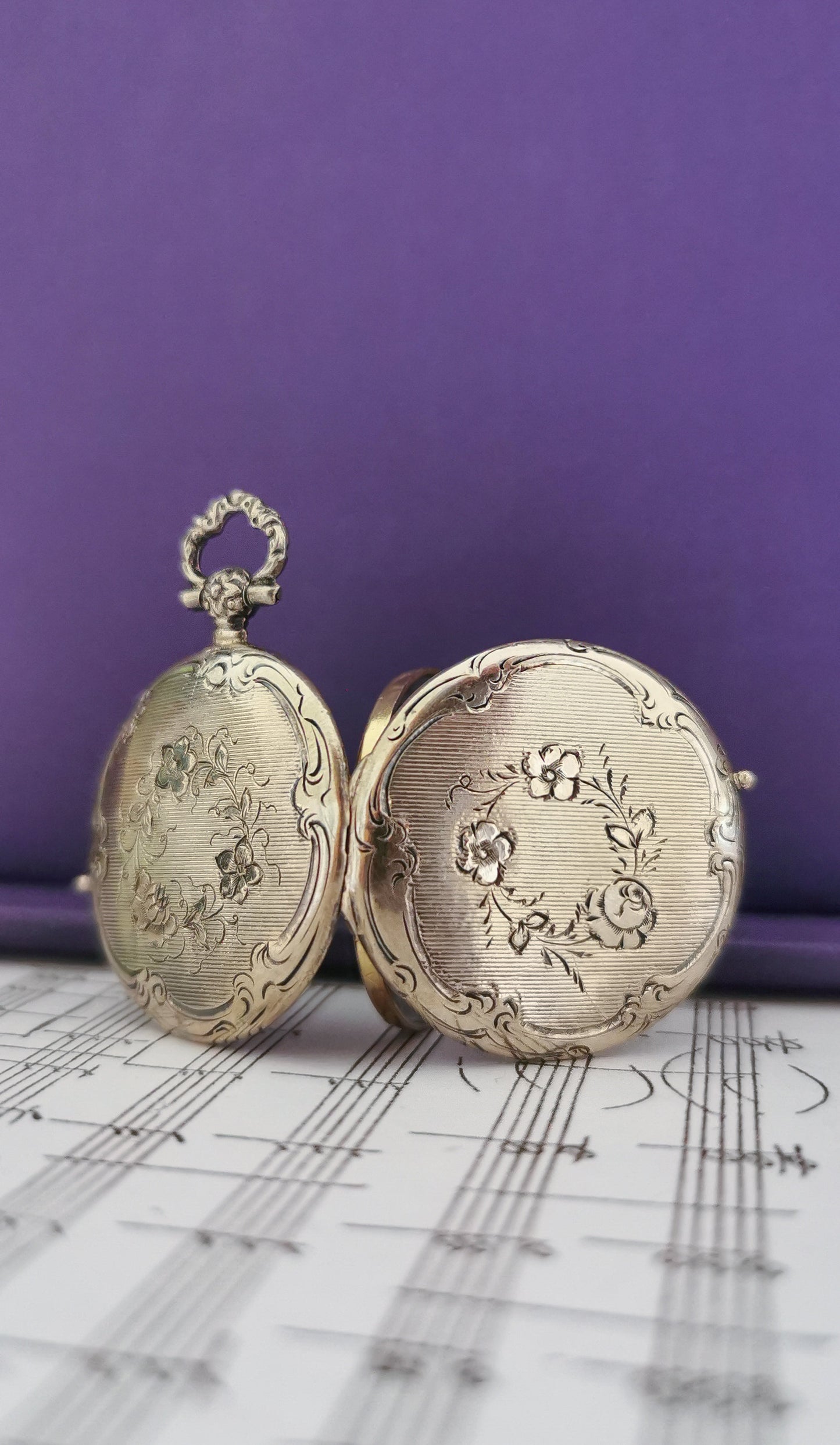 1890s Antique Locket with glass Partition Art Nouveau Silver Photo Holder Locket Gift for Her Silver Locket