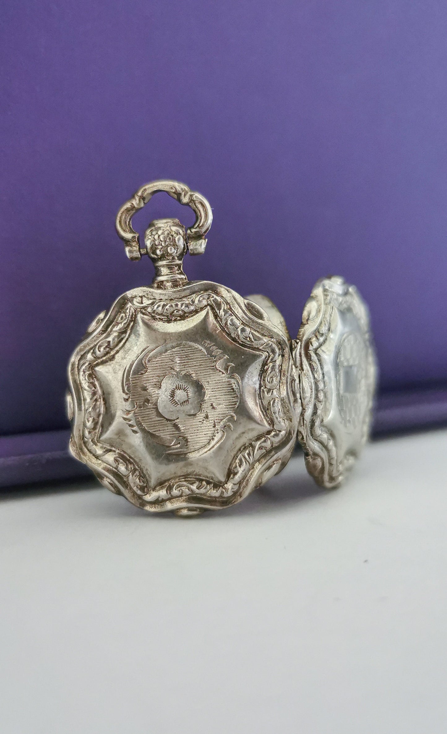 Art Nouveau Guilloche Locket Glass partition Antique French locket c. 1900 Silver Floral Locket Antique locket Vintage pendant gift for her