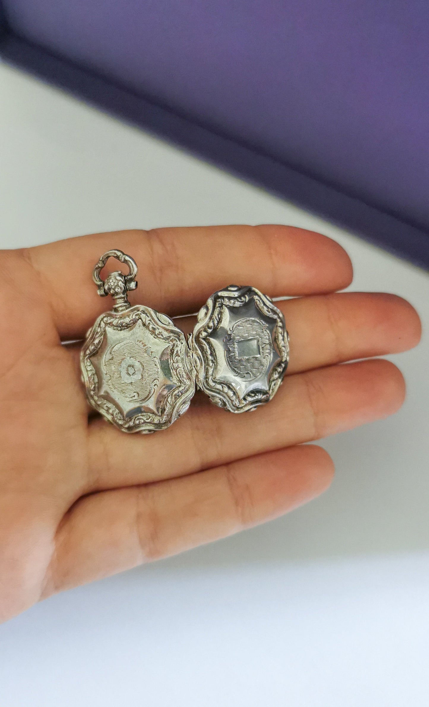 Art Nouveau Guilloche Locket Glass partition Antique French locket c. 1900 Silver Floral Locket Antique locket Vintage pendant gift for her