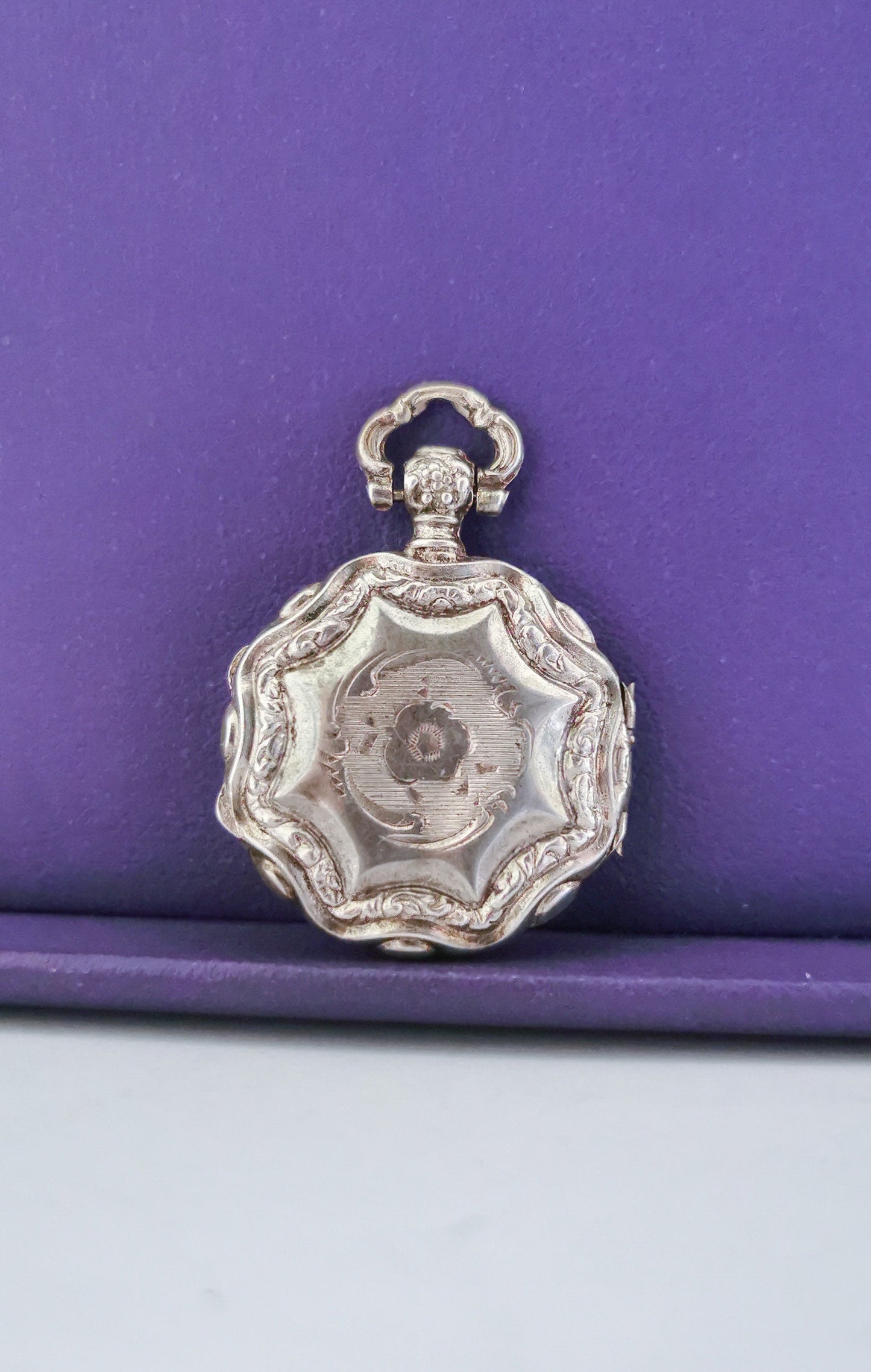 Art Nouveau Guilloche Locket Glass partition Antique French locket c. 1900 Silver Floral Locket Antique locket Vintage pendant gift for her